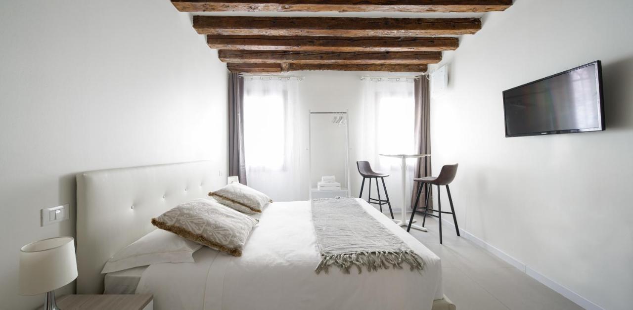 Apartament Dorsoduro Charme By Wonderful Italy *